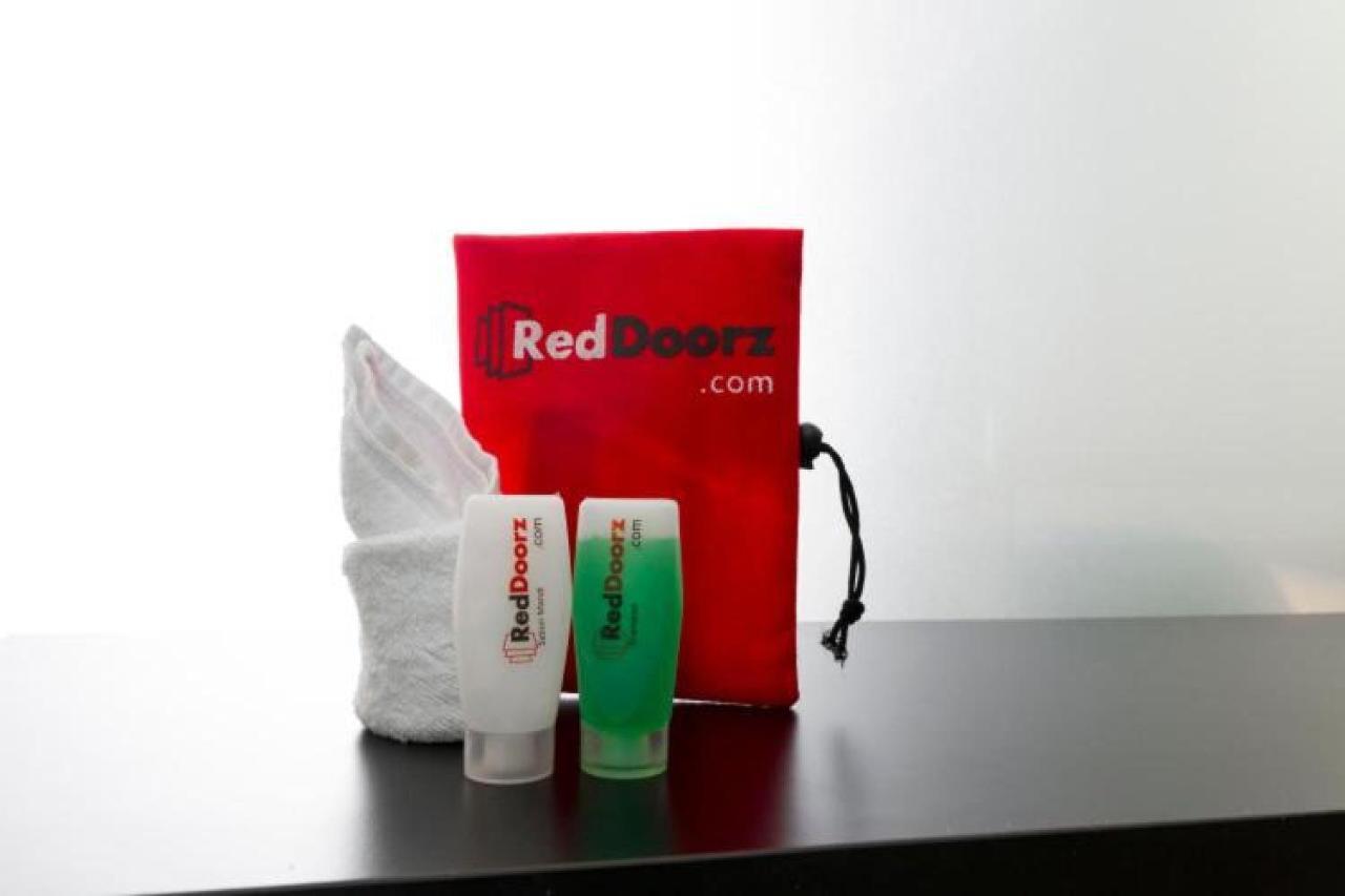 Reddoorz Near Tarumanagara University Jakarta Extérieur photo